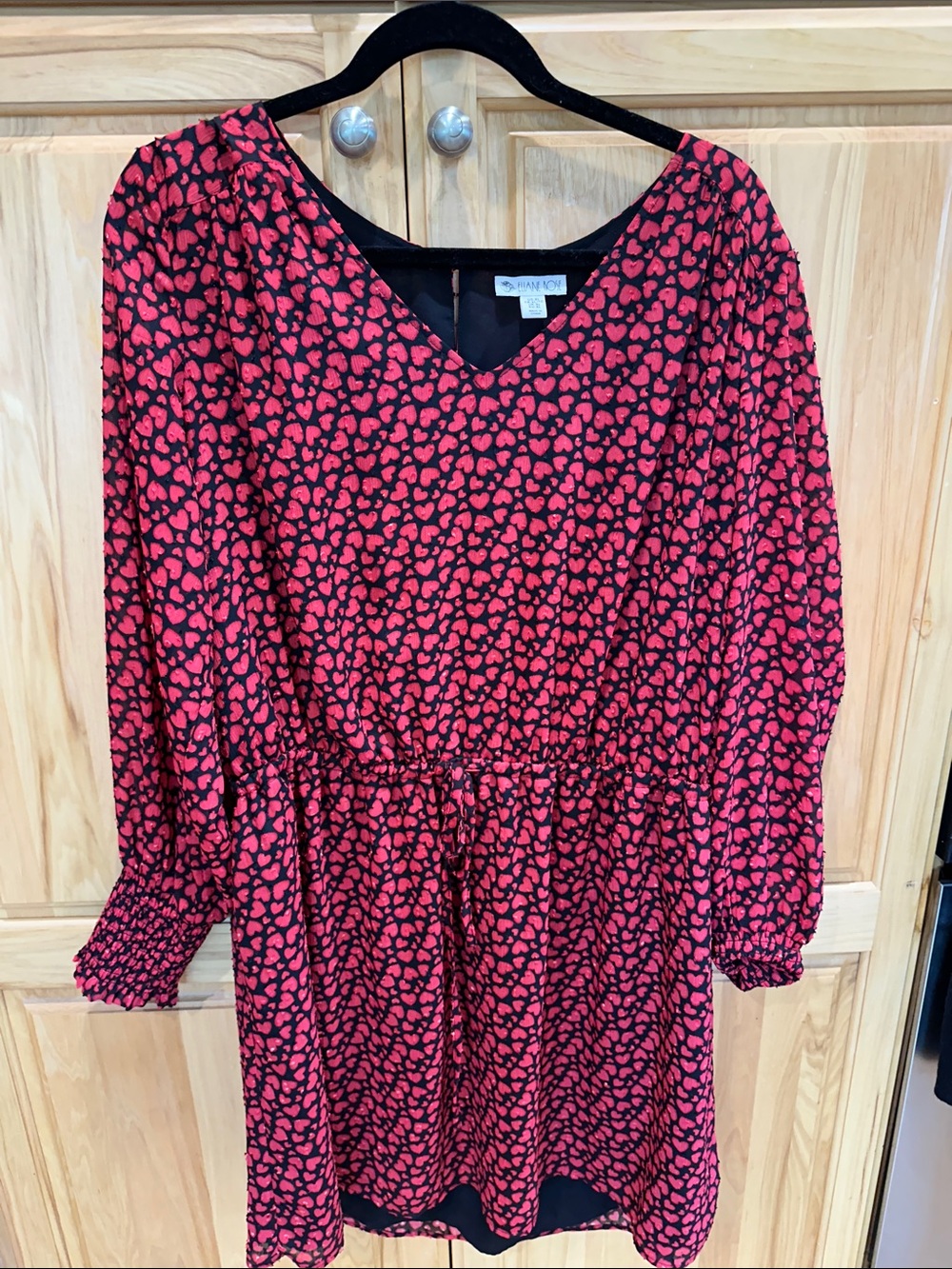 Black and Red Heart-Print Long Sleeve Dress